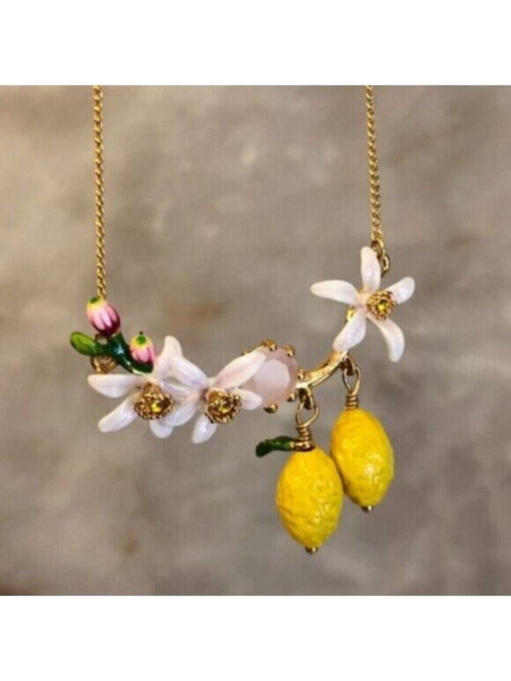 Les Nereides Lemon Necklace